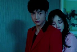 娱乐圈里两个男人吃瓜,揭秘幕后真相！